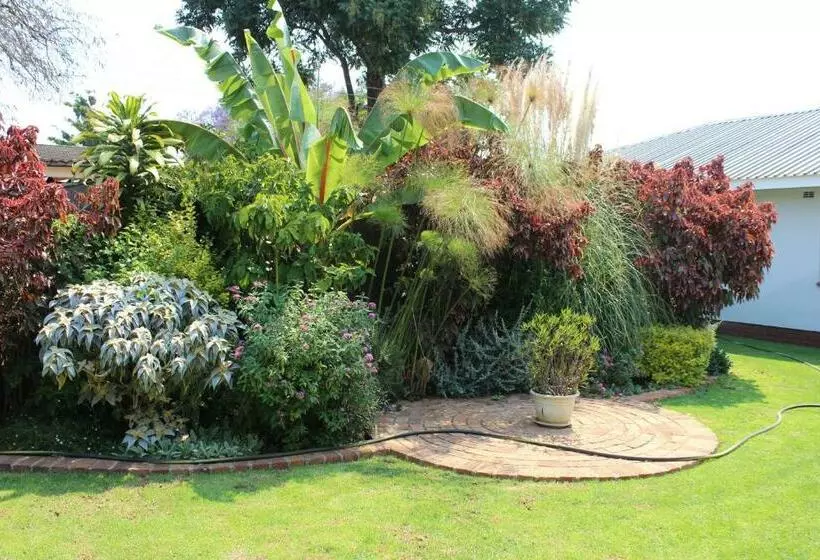 تختخواب و صبحانه Sarum Lodge