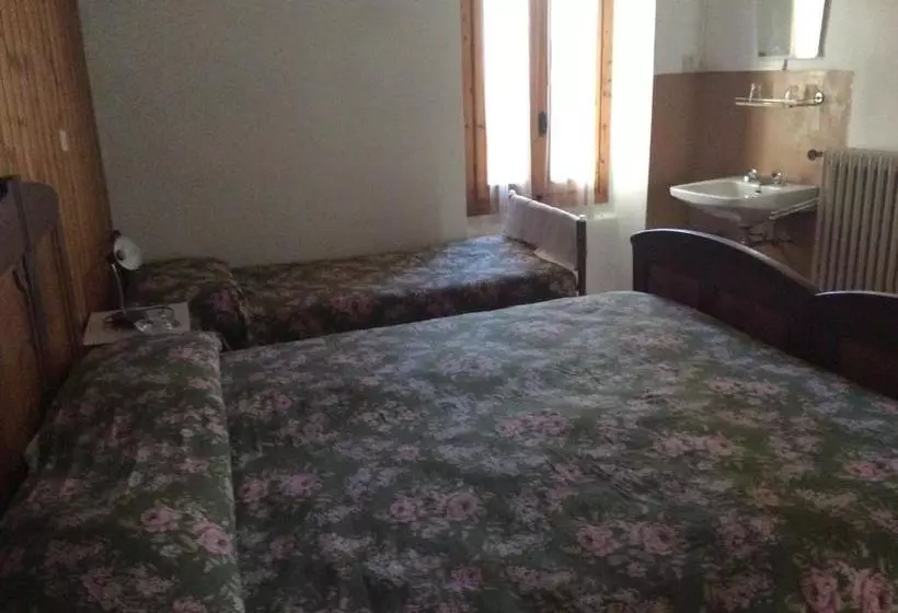Hotel Albergo Cervo