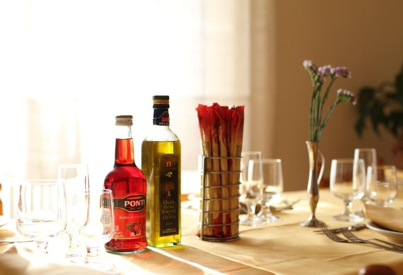 酒店 Albergo Ristorante Il Poggiolo