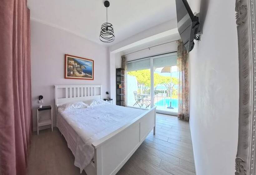 فندق Capo Circeo