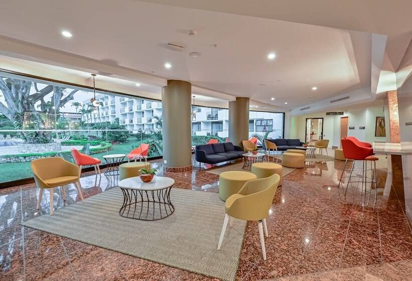 فندق Holiday Inn   San Jose La Sabana, An Ihg