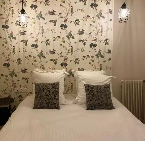 ホテル Hôtel Les Bains