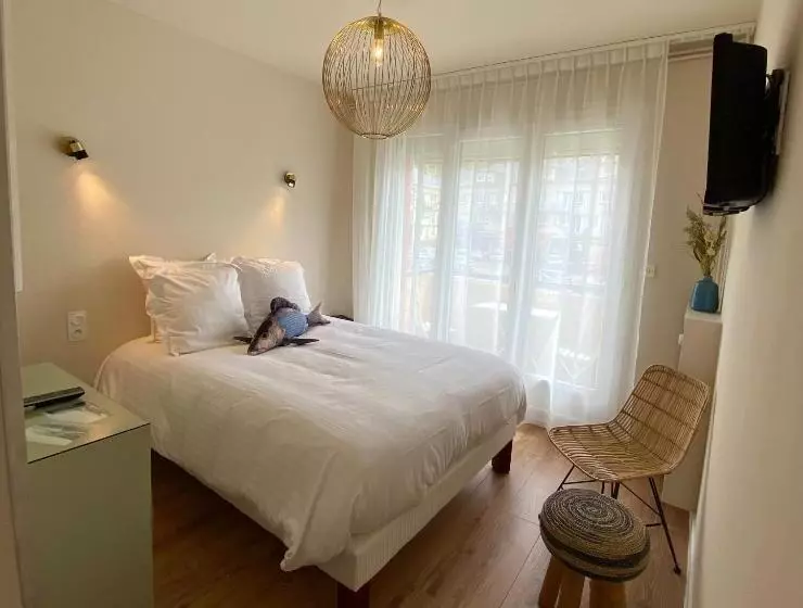 ホテル Hôtel Les Bains