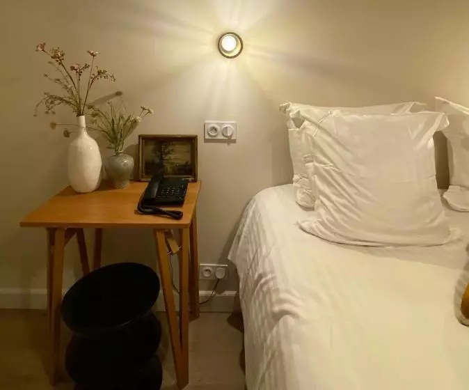 ホテル Hôtel Les Bains