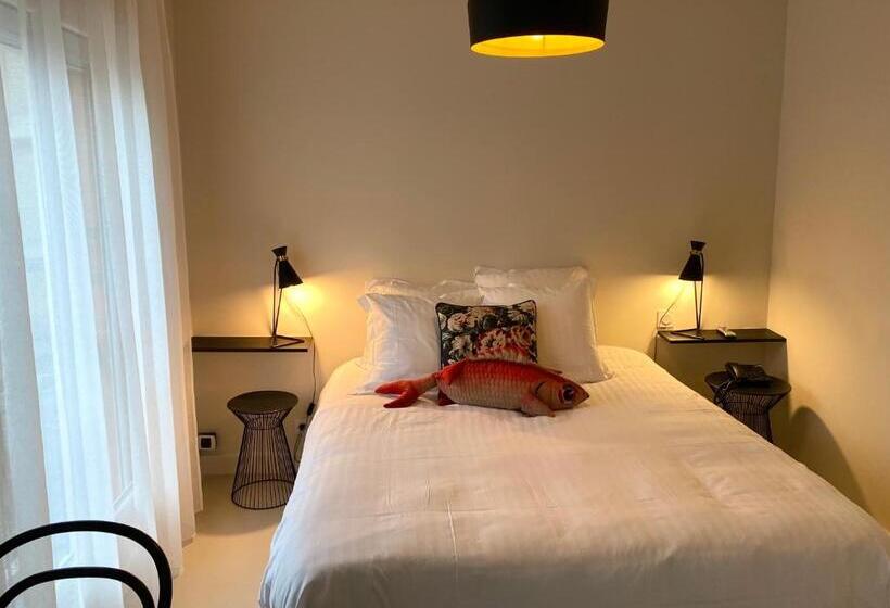 בית מלון כפרי Hôtel Les Bains