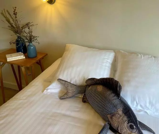 ホテル Hôtel Les Bains