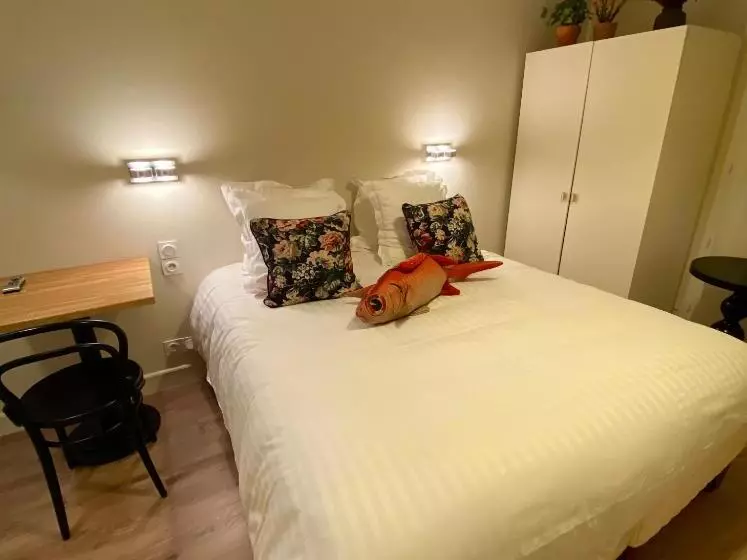 ホテル Hôtel Les Bains