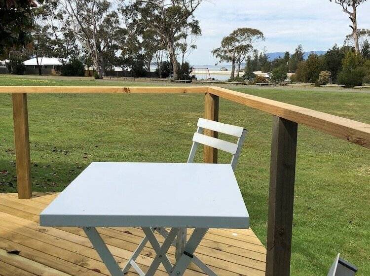 Отель Orford Blue Waters