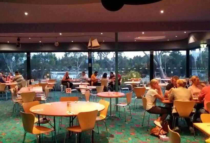 Отель Orford Blue Waters