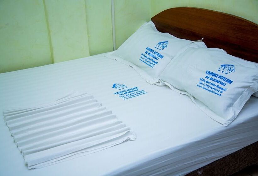 هتل Résidence Hôtelière De Moungali