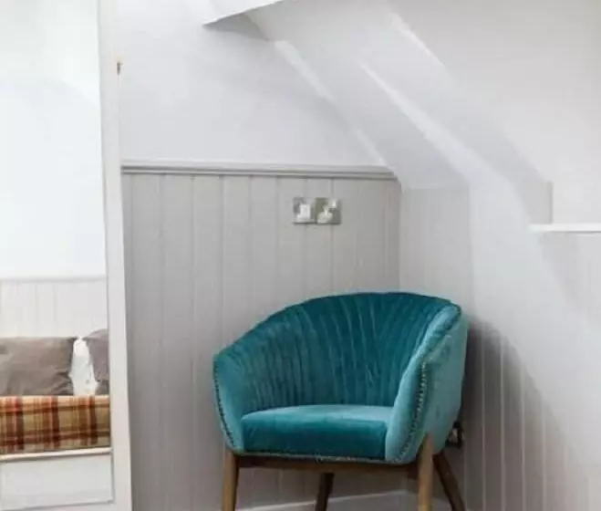 هتل The Townhouse Sutton