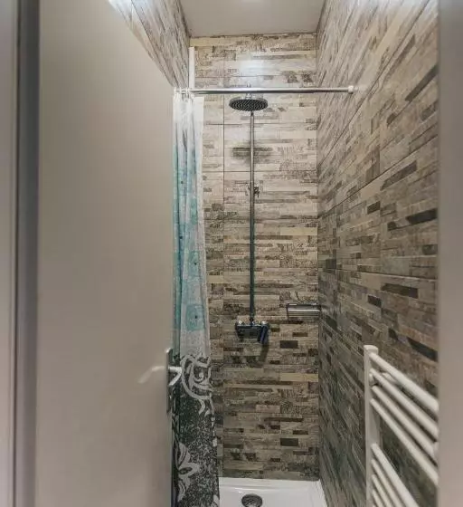 Palmers Lodge Hostel