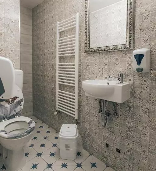 Palmers Lodge Hostel