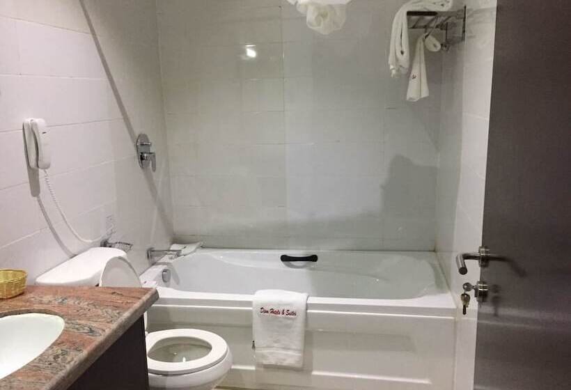 Room In Lodge   La Diva Hotels Events Centre