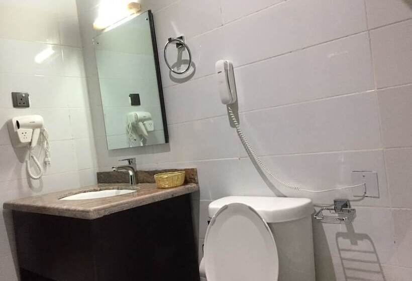 Room In Lodge   La Diva Hotels Events Centre