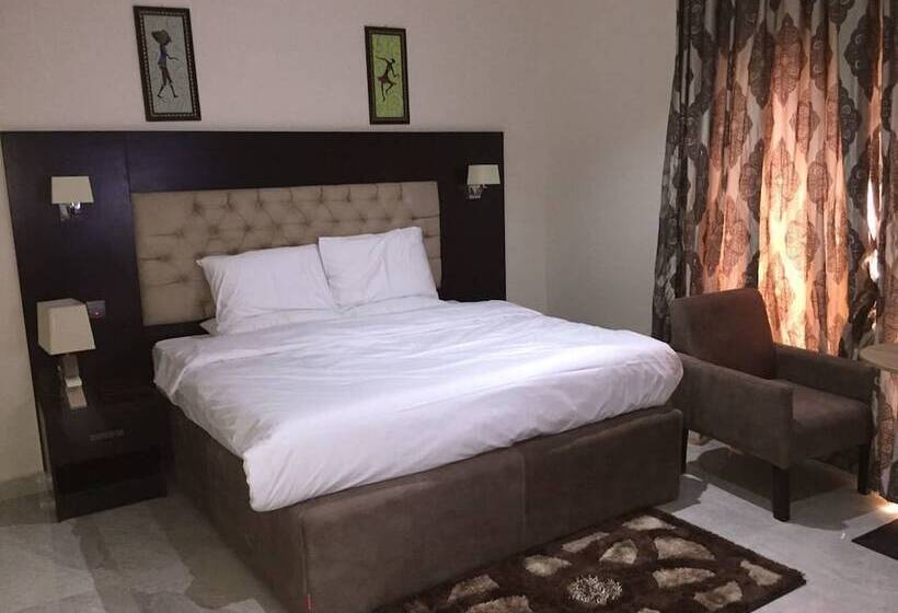 Room In Lodge   La Diva Hotels Events Centre