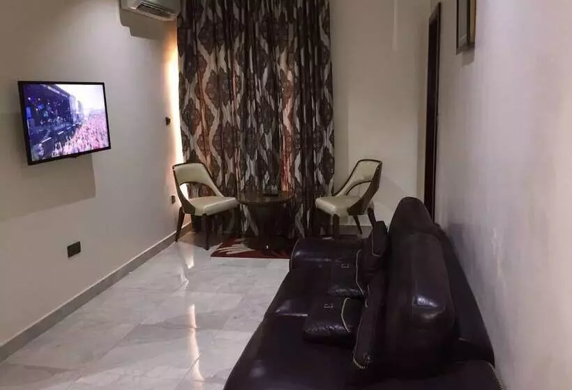 Room In Lodge   La Diva Hotels Events Centre