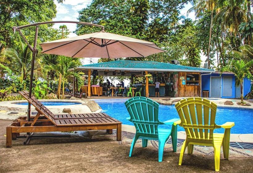 هاستل Selina Puerto Viejo