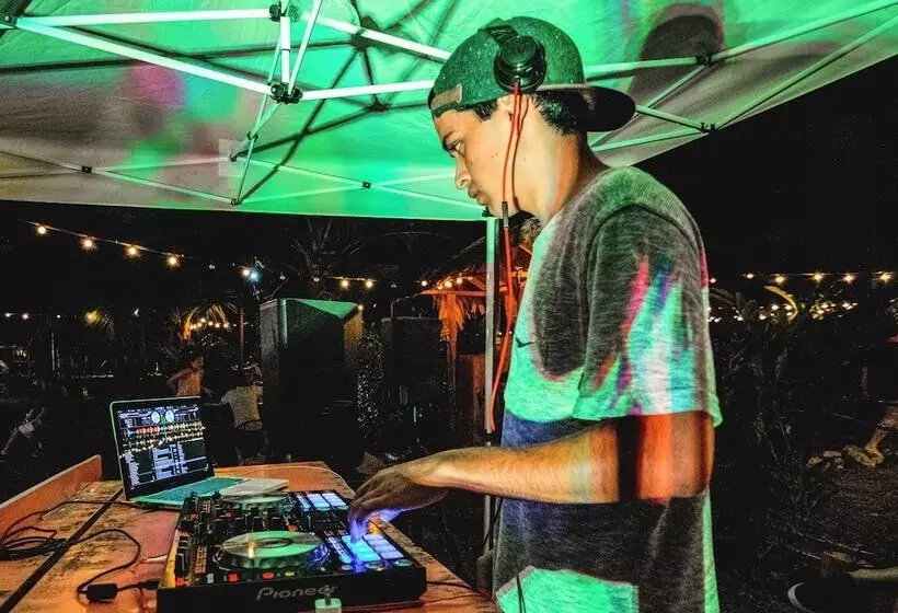 Retkeilymaja Selina Puerto Viejo