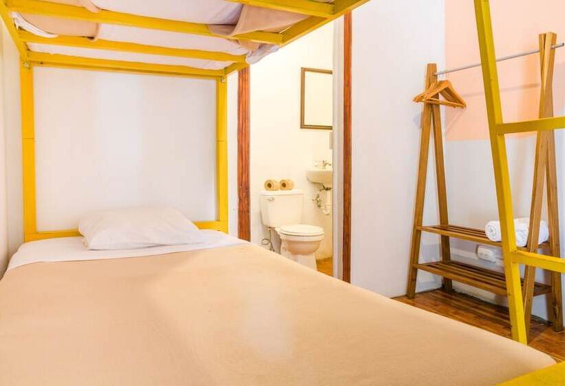 هاستل Selina Puerto Viejo