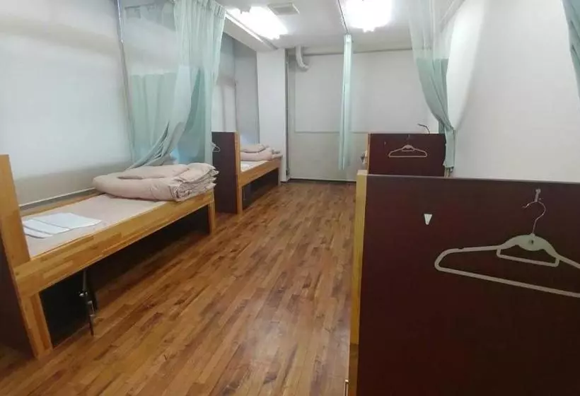 Simple Stay Hiroshima Peace Koenmae  Hostel