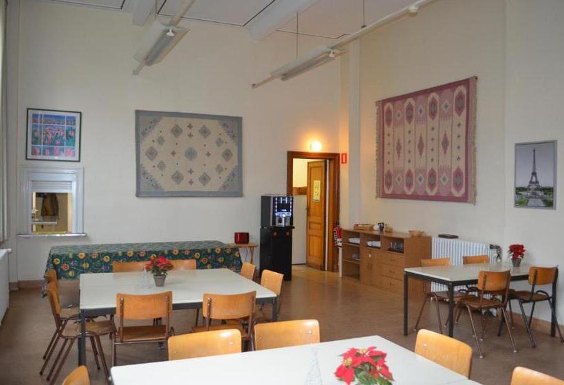 تختخواب و صبحانه Institute Of Cultural Affairs