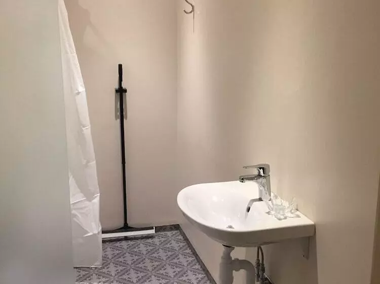 Gästgivars Vandrarhem I Järvsö   Hostel