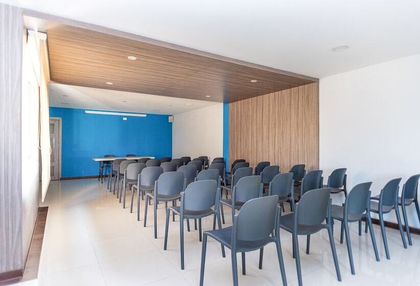 هتل 56 Avenue Plaza