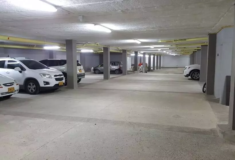 هتل 56 Avenue Plaza