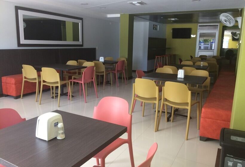 هتل 56 Avenue Plaza