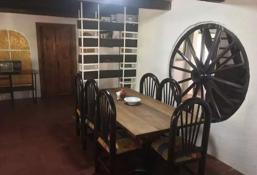ホテル Hostal La Macía