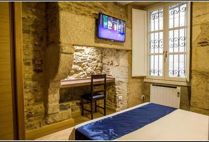 هتل Oxford Suites Santiago De Compostela