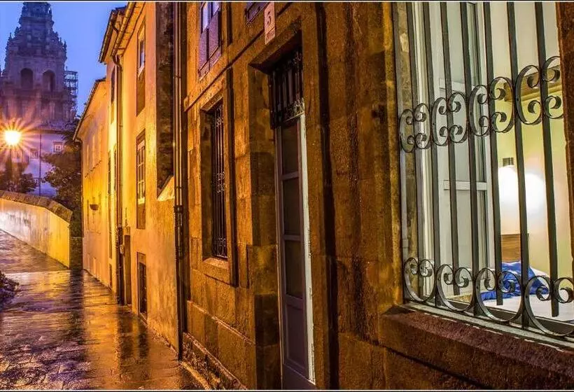 هتل Oxford Suites Santiago De Compostela