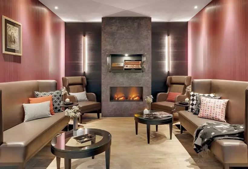 ホテル Stadt Lorrach