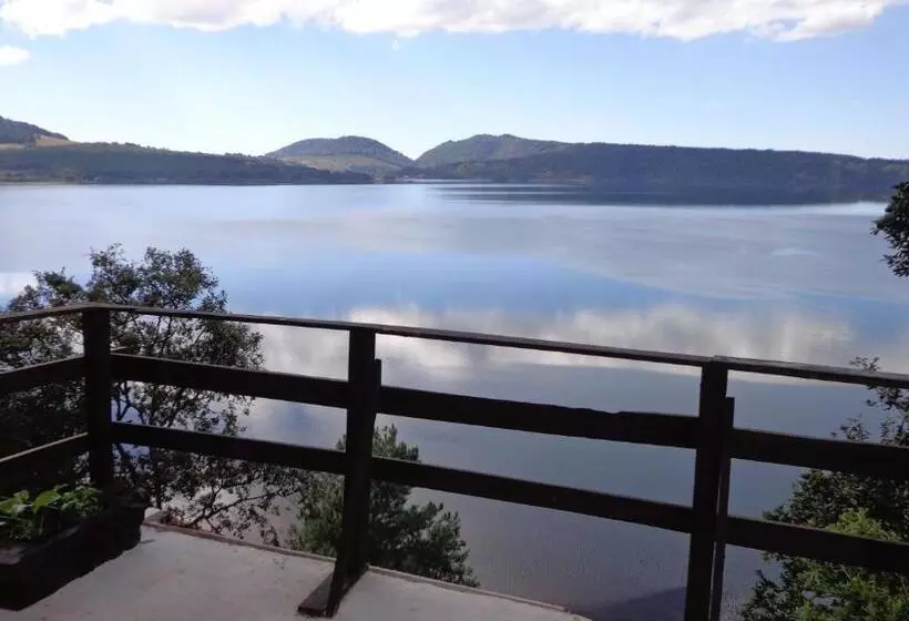 Hotelli Zirahuén Cuin Habitaciones Rústicas