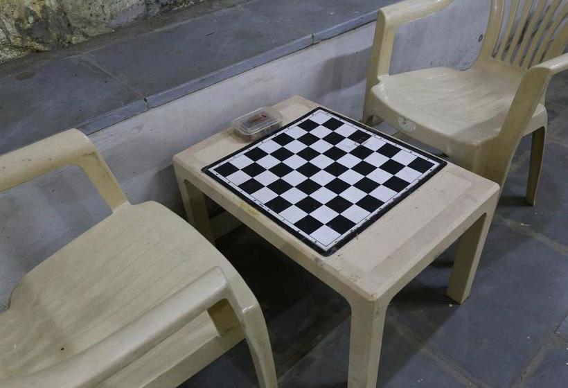 Pratikruti The Lakeview Resort