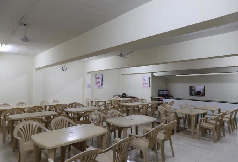 Pratikruti The Lakeview Resort