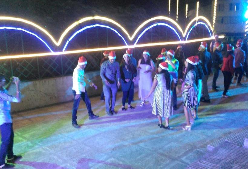 Pratikruti The Lakeview Resort