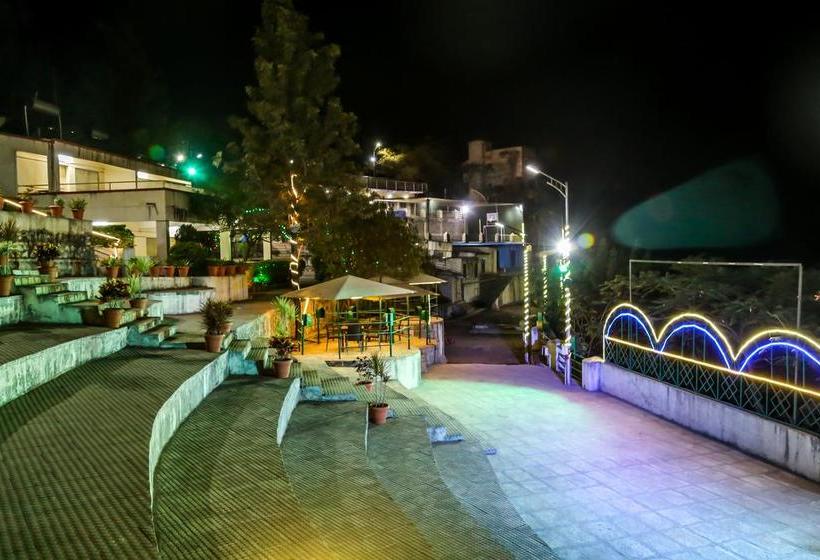 Pratikruti The Lakeview Resort