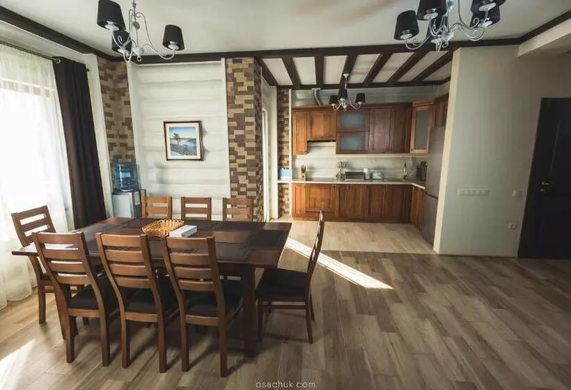 リゾートホテル Westhills Cottage Town & Spa