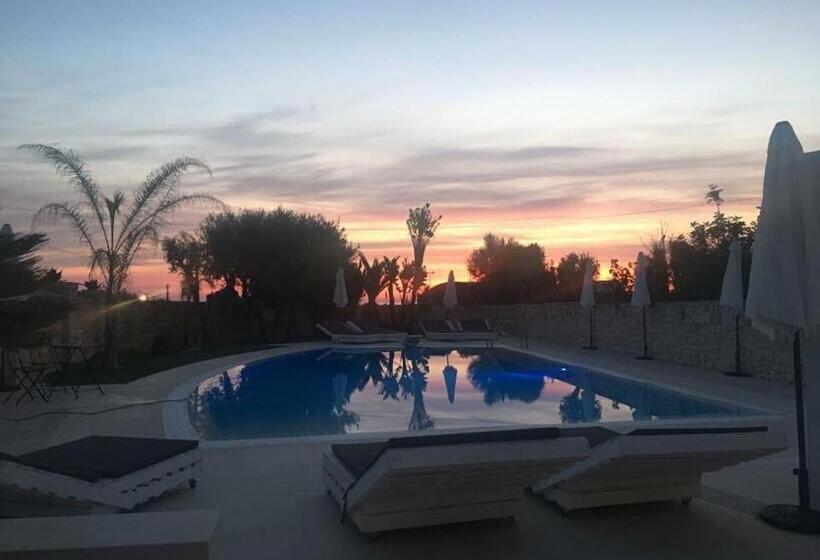 Bed and Breakfast Carone Suite   Charme & Pool