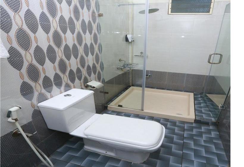 تختخواب و صبحانه Sophiya Suites