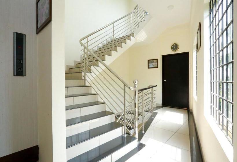 تختخواب و صبحانه Sophiya Suites