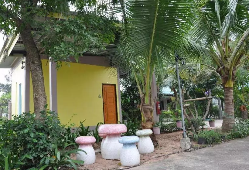 Feel Good Resort