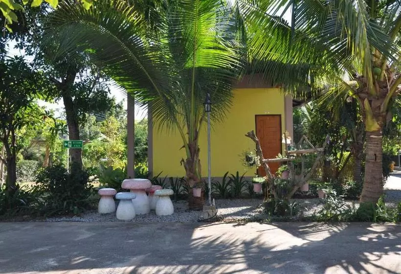 Feel Good Resort