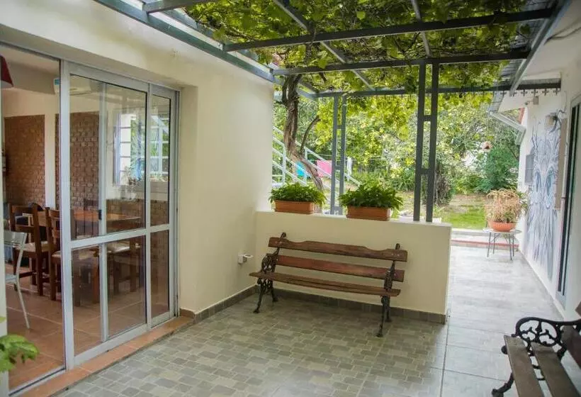 Feliza Hostel