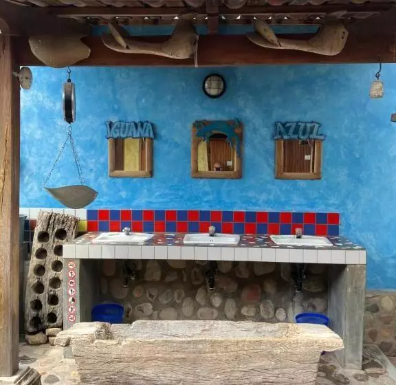 Hostel Iguana Azul