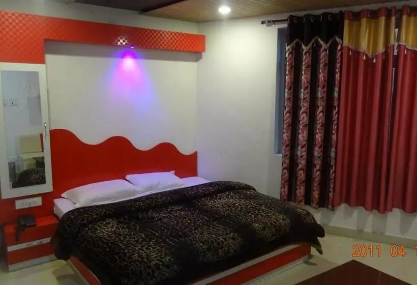 Hotelli Dalhousie Hill Resort