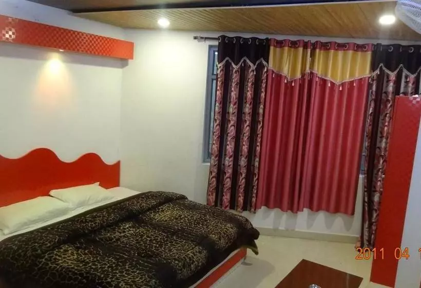 Hotelli Dalhousie Hill Resort
