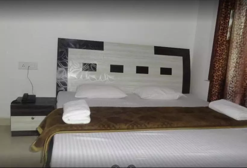 Hotelli Dalhousie Hill Resort